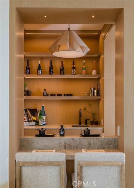 1 Stickley Drive, Laguna Beach CA: https://media.crmls.org/medias/2520dc4e-2191-41a2-b166-413e2134874f.jpg