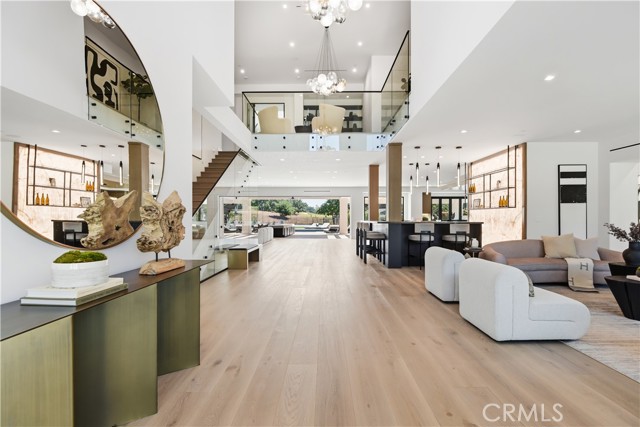 Detail Gallery Image 3 of 30 For 4400 Oak Place, Westlake Village,  CA 91362 - 6 Beds | 6/1 Baths