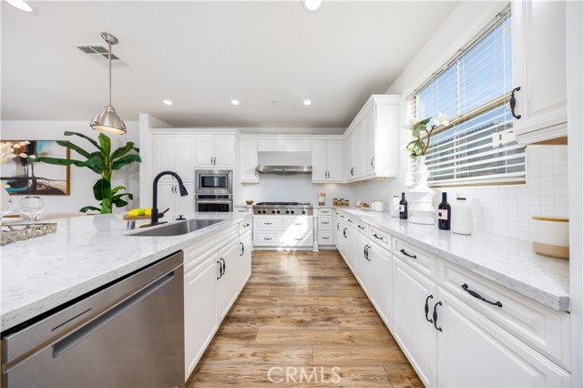 151 Coyote Brush, Irvine CA: https://media.crmls.org/medias/2522cfb6-8c58-48a6-9976-f9b1a6627f7c.jpg