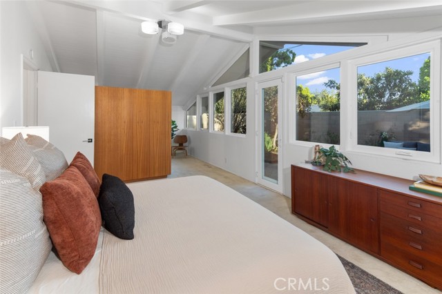 Detail Gallery Image 50 of 64 For 5360 E El Jardin St, Long Beach,  CA 90815 - 4 Beds | 3 Baths