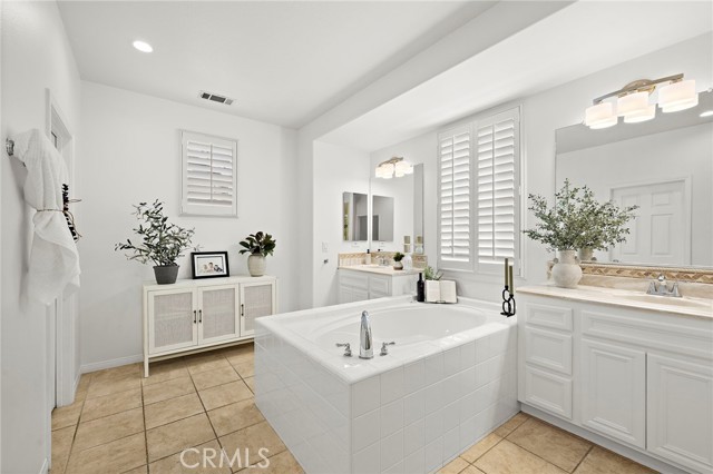 Detail Gallery Image 17 of 38 For 10 Sachem Way, Ladera Ranch,  CA 92694 - 4 Beds | 2/1 Baths