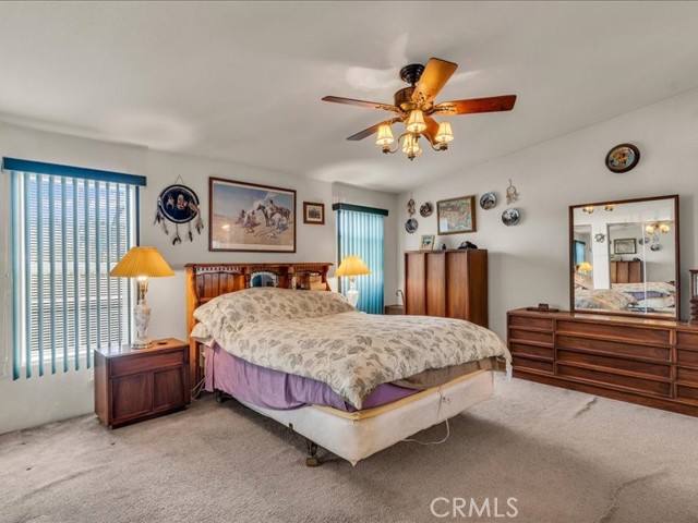 Detail Gallery Image 11 of 33 For 528 Sacramento Rd, Pinon Hills,  CA 92372 - 4 Beds | 3 Baths