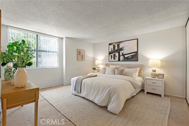 Detail Gallery Image 8 of 28 For 4141 via Marisol #215,  Los Angeles,  CA 90042 - 2 Beds | 2 Baths