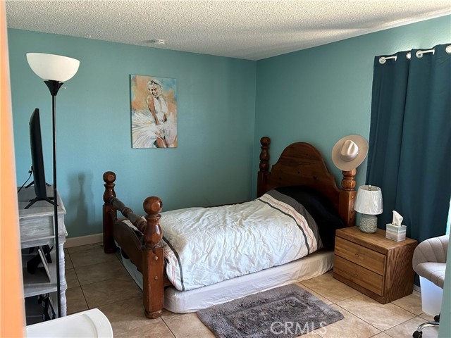 Detail Gallery Image 11 of 26 For 11711 Old Ranch Rd., Victorville,  CA 92392 - 4 Beds | 2 Baths