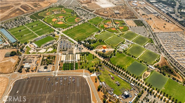 228 Wicker, Irvine CA: https://media.crmls.org/medias/2526fc5f-f258-4a0f-8084-f32d70c15d7c.jpg