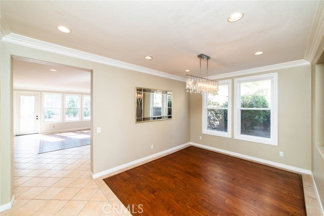 Detail Gallery Image 6 of 52 For 6 Roseleaf, Irvine,  CA 92620 - 5 Beds | 3/1 Baths