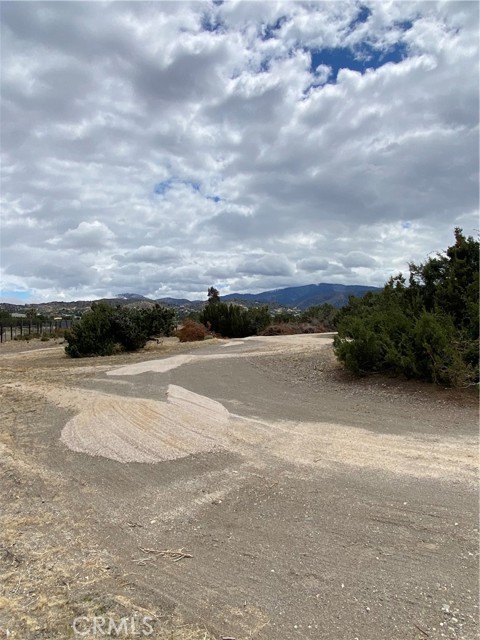 Detail Gallery Image 21 of 24 For 3107 Phelan Rd, Phelan,  CA 92371 - 3 Beds | 2 Baths
