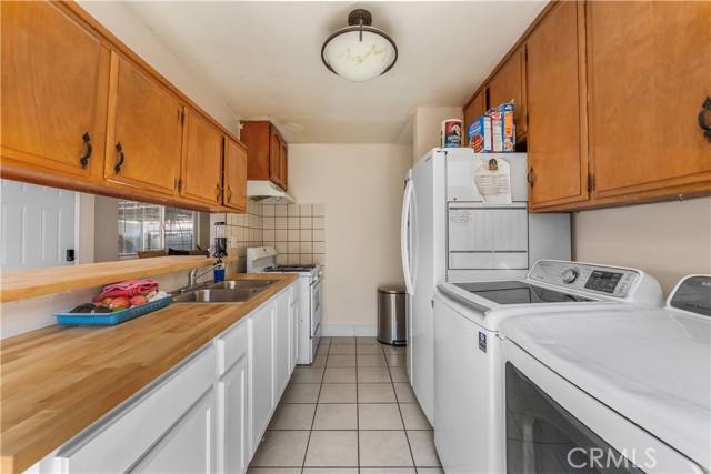 Detail Gallery Image 34 of 50 For 11367 Pope Ave, Lynwood,  CA 90262 - – Beds | – Baths