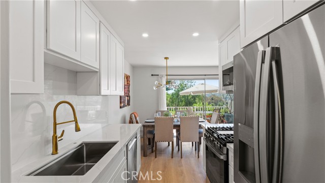 Detail Gallery Image 6 of 24 For 19812 Ridge Manor Way #39,  Yorba Linda,  CA 92886 - 3 Beds | 2/1 Baths