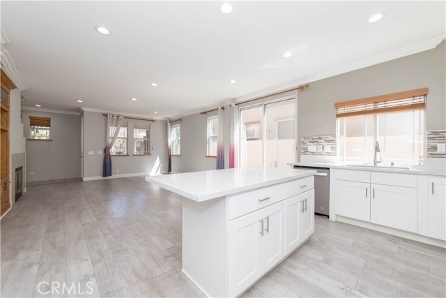 Detail Gallery Image 9 of 32 For 1318 Lukens Ct, Fullerton,  CA 92833 - 3 Beds | 2/1 Baths