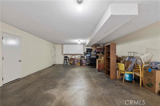 Detail Gallery Image 25 of 27 For 7439 Woodman Ave. #35,  Van Nuys,  CA 91405 - 2 Beds | 1 Baths
