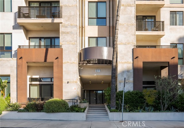 Detail Gallery Image 2 of 34 For 118 S Kenwood St #307,  Glendale,  CA 91205 - 2 Beds | 2 Baths