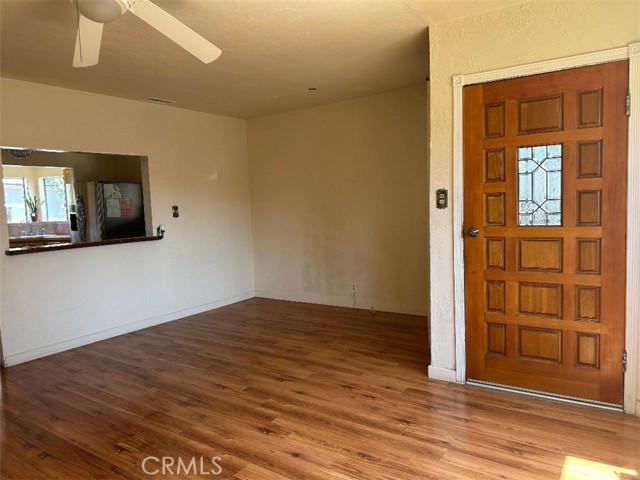 15625 La Mesa Street photo 3
