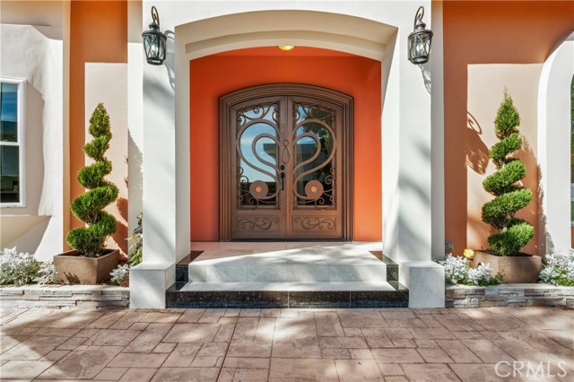 Image 2 of 38 For 801 Michillinda