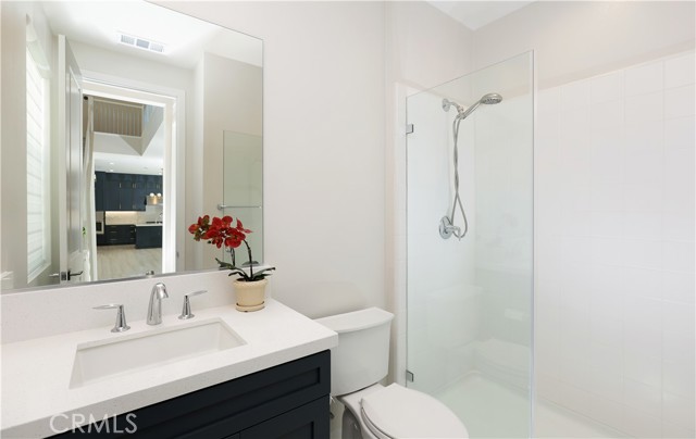 230 Holliston, Lake Forest CA: https://media.crmls.org/medias/252e75d2-9a1d-4172-bedb-618772f5621b.jpg