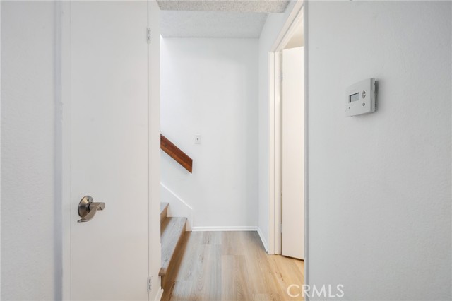 7038 De Celis Place, Van Nuys CA: https://media.crmls.org/medias/252fa7c2-e14f-44f9-ad93-2a50d6f4c696.jpg