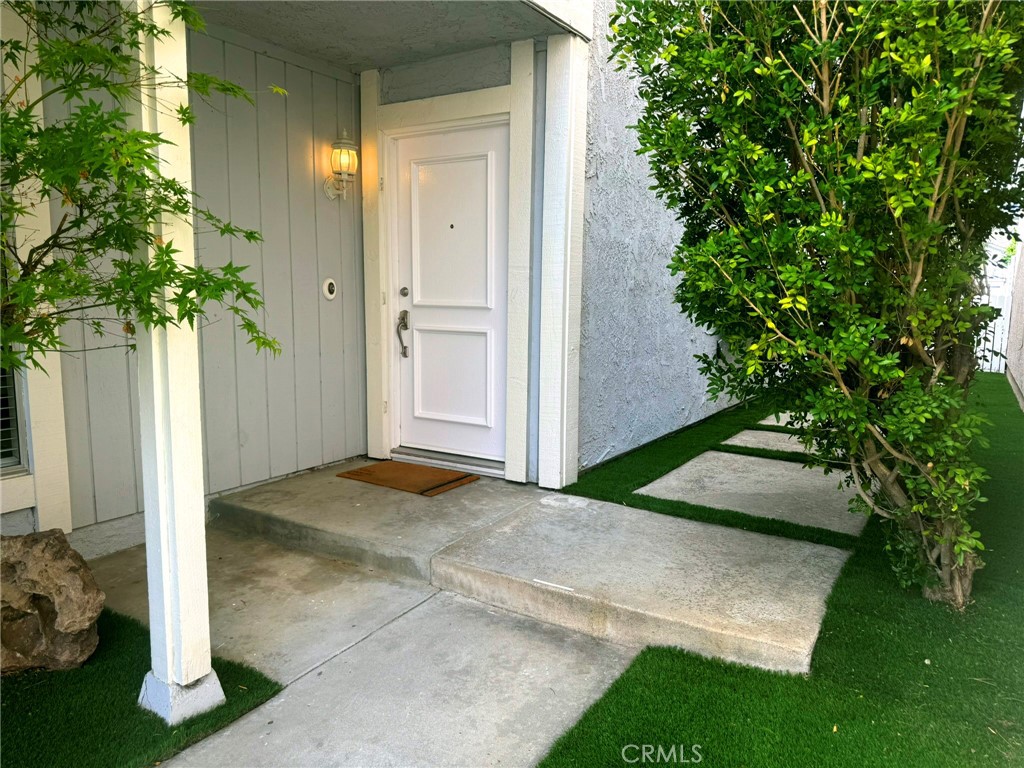 MLS #OC25246722 image #5