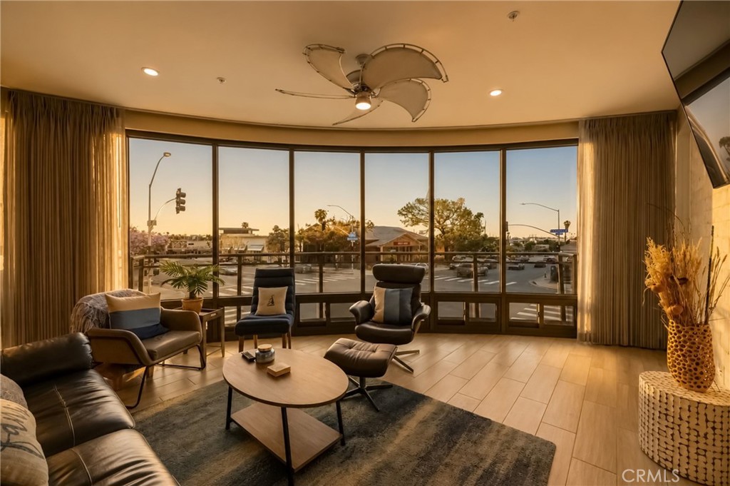 3025 Byron Street - photo 12