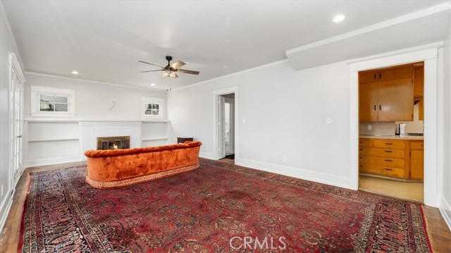 Detail Gallery Image 5 of 21 For 15849 San Jose Ave, La Puente,  CA 91744 - 5 Beds | 2/1 Baths