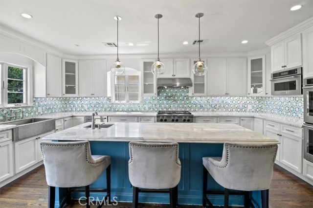 Detail Gallery Image 14 of 36 For 2682 E Villa St, Pasadena,  CA 91107 - 4 Beds | 3 Baths