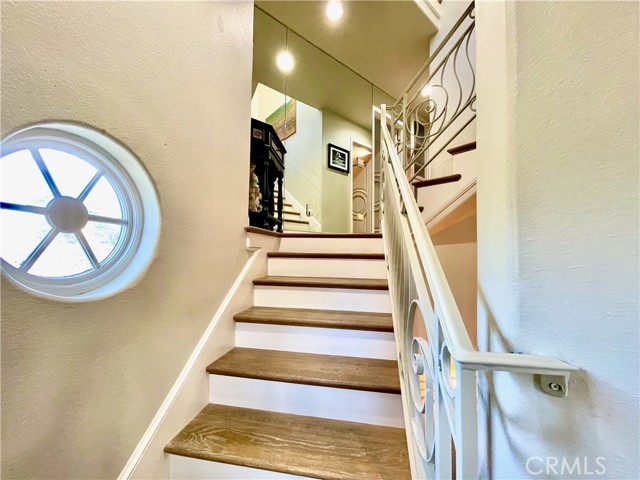 Detail Gallery Image 6 of 44 For 721 W 27th #1,  San Pedro,  CA 90731 - 2 Beds | 2/1 Baths