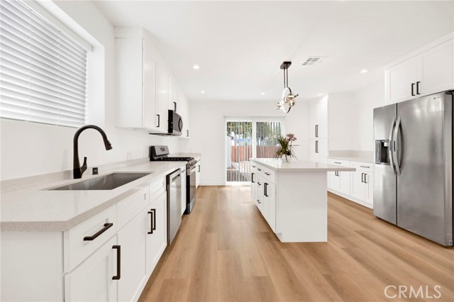 2746 Mataro Street, Pasadena CA: https://media.crmls.org/medias/253168fe-c0a9-4154-902e-a367e0e557f6.jpg