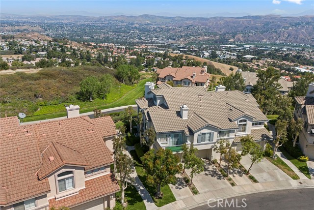 7833 E Quinn Drive, Anaheim Hills CA: https://media.crmls.org/medias/253186f1-4864-478f-9420-ad9171e3413f.jpg