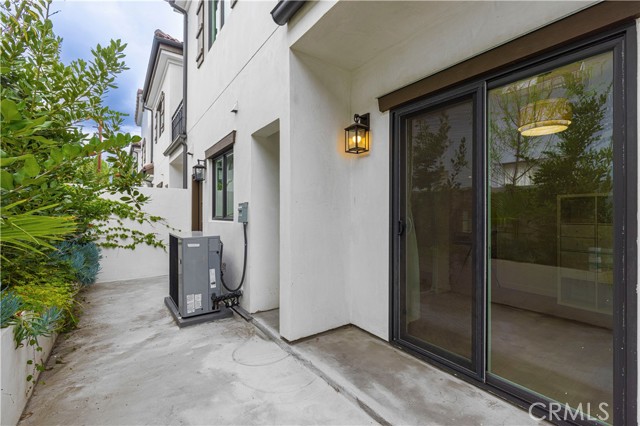 Detail Gallery Image 28 of 43 For 1027 Arcadia Ave #C,  Arcadia,  CA 91007 - 4 Beds | 3 Baths