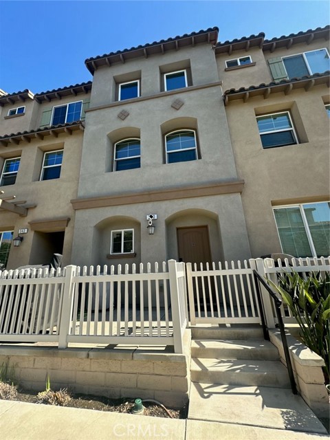 Front Image Thumbnail for CRIV25244526