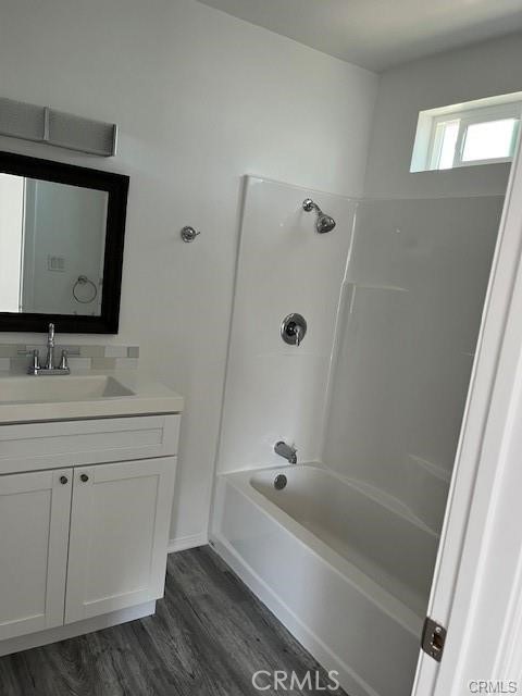 9025 Gullo photo 15