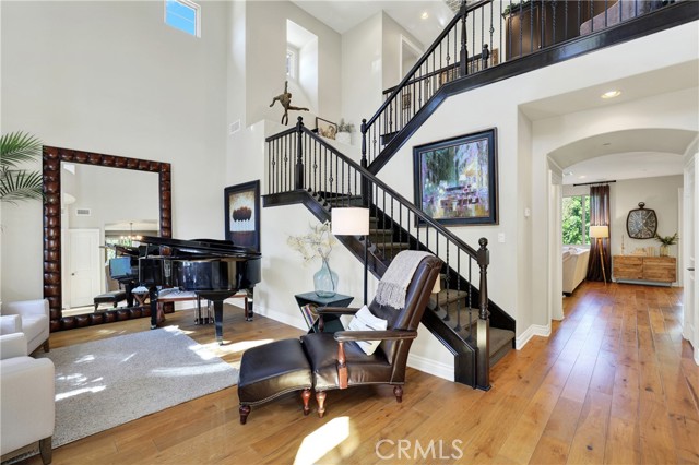 Image 8 of 60 For 29321 Via Zamora