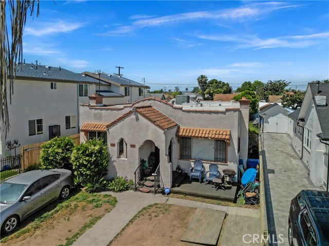 Detail Gallery Image 4 of 14 For 4227 Walton Ave, Los Angeles,  CA 90037 - – Beds | – Baths