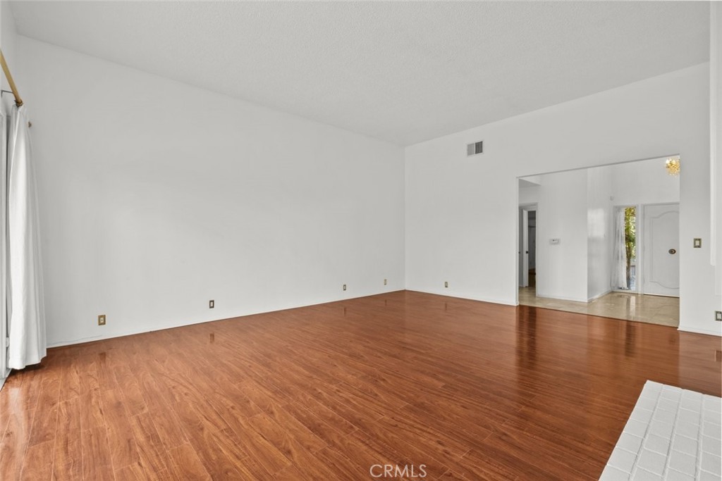 MLS #GD25111398 img 28