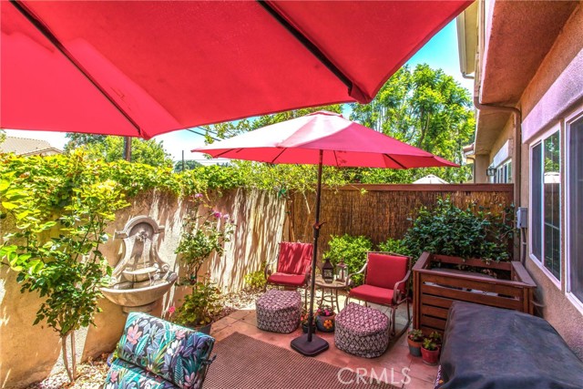 93 Kansas Street, Redlands CA: https://media.crmls.org/medias/2532fe16-df5e-4f55-83e1-a4a2a84f618f.jpg