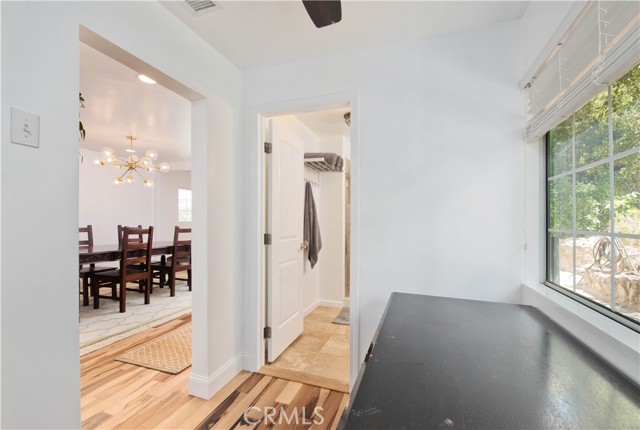 23329 Raymond Street, Chatsworth CA: https://media.crmls.org/medias/25337fa1-6371-4838-b64b-9f5d6a1b5969.jpg