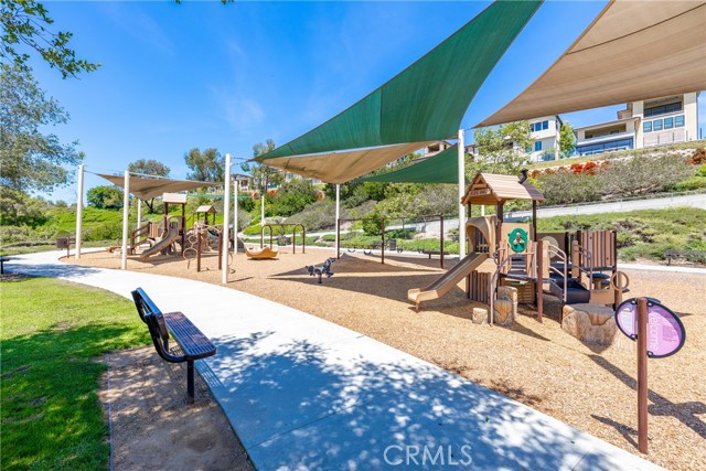 21011 Marin, Lake Forest CA: https://media.crmls.org/medias/2533bb1d-d133-4933-b5a7-60217bc82547.jpg