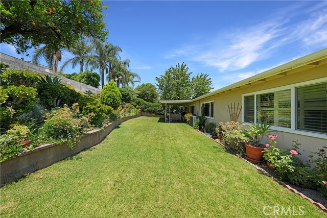 Detail Gallery Image 16 of 32 For 13011 Barto Dr, Granada Hills,  CA 91344 - 5 Beds | 3 Baths