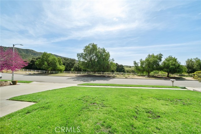 Detail Gallery Image 2 of 41 For 36330 County Line, Yucaipa,  CA 92399 - 4 Beds | 2/1 Baths