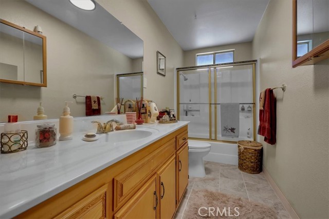 33230 Hollister, Lake Elsinore CA: https://media.crmls.org/medias/2535f18e-e832-4b48-965b-256eb5cf873f.jpg