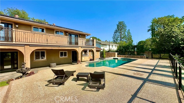 5433 Beeler Avenue, Woodland Hills CA: https://media.crmls.org/medias/25370472-5479-4b25-b9ea-f127f9abbae7.jpg