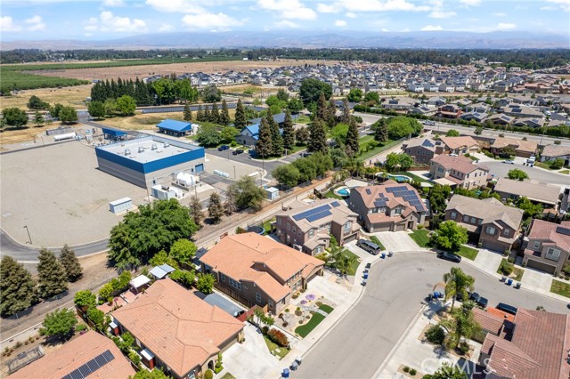 3771 Wrenwood Avenue, Clovis CA: https://media.crmls.org/medias/2537187b-74b6-4d20-9d13-c4c9e9b8899d.jpg