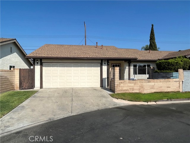 990 S Sarah Way, Anaheim, CA 92805