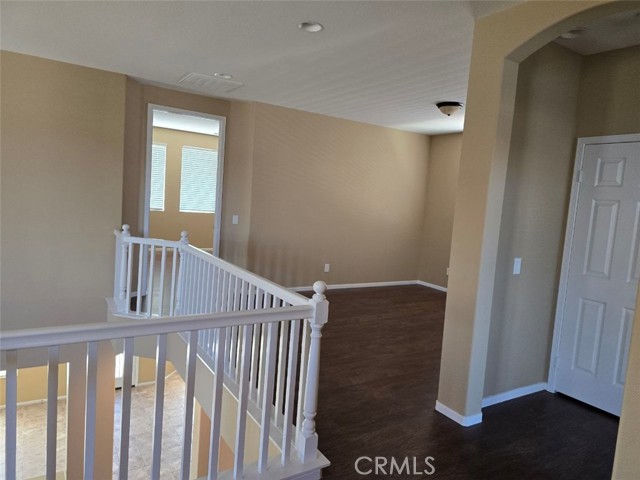 27513 Stanford Drive, Temecula CA: https://media.crmls.org/medias/25391290-46f9-47e3-9baa-6a7c9ead7585.jpg