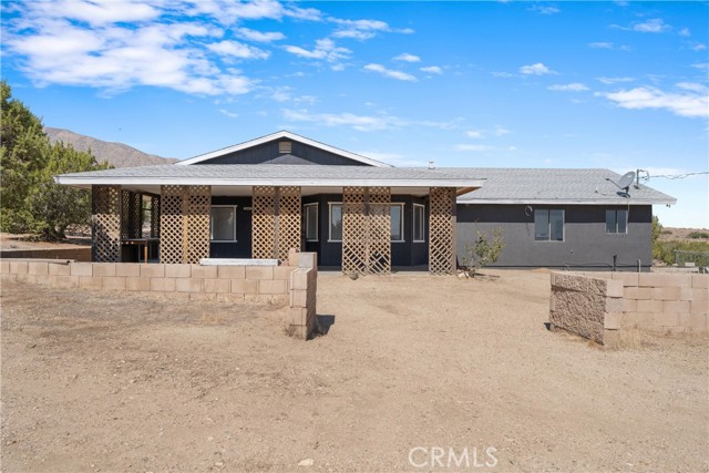 29405 123rd E Street, Pearblossom CA: https://media.crmls.org/medias/2539312d-8c54-4332-a933-6bbee15ccba1.jpg