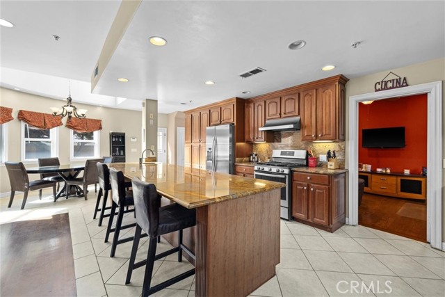 2919 Gibson Place, Redondo Beach, California 90278, 5 Bedrooms Bedrooms, ,4 BathroomsBathrooms,Residential,Sold,Gibson,SB22156607