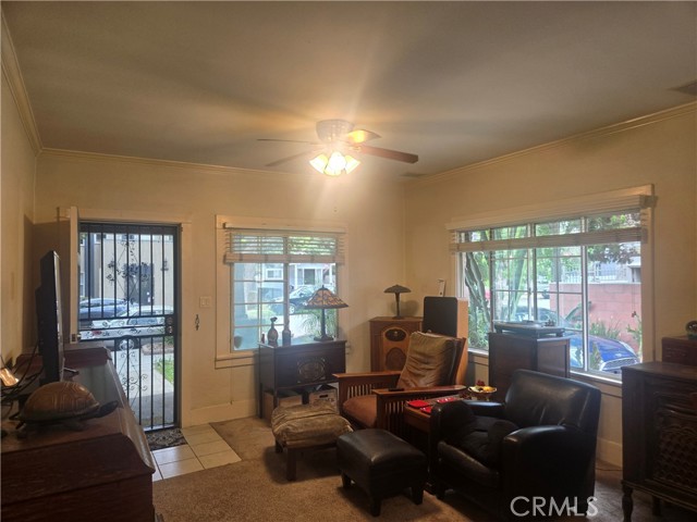 1121 Gladys Avenue, Long Beach CA: https://media.crmls.org/medias/253b1212-c82b-4b50-a7f4-03ccff5eb5bf.jpg