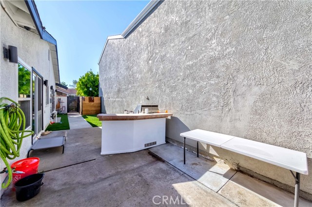 Image 2 of 25 For 9377 Siskin Avenue