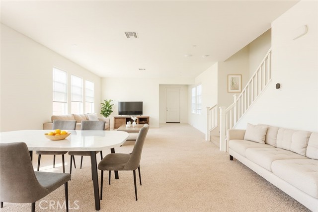 Detail Gallery Image 5 of 12 For 4010 E Catalina St, Ontario,  CA 91761 - 5 Beds | 3 Baths