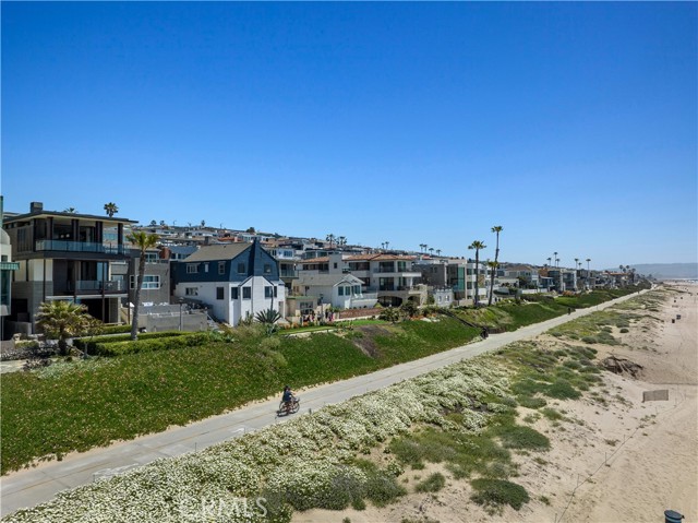 3216 The Strand, Manhattan Beach, California 90266, 5 Bedrooms Bedrooms, ,4 BathroomsBathrooms,Residential,For Sale,The Strand,SB24031051