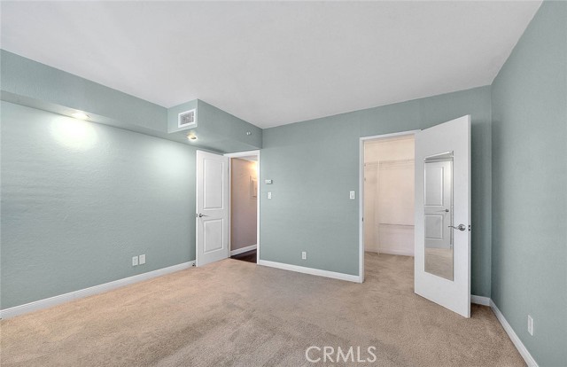 2386 E Del Mar Boulevard, Pasadena CA: https://media.crmls.org/medias/253cddd7-1be2-4b01-ab41-d37dd74dc0a7.jpg